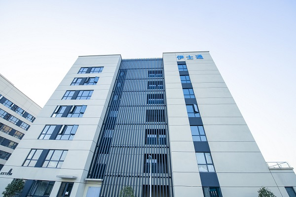 多聯機中央空調與集中控制，辦公樓首選