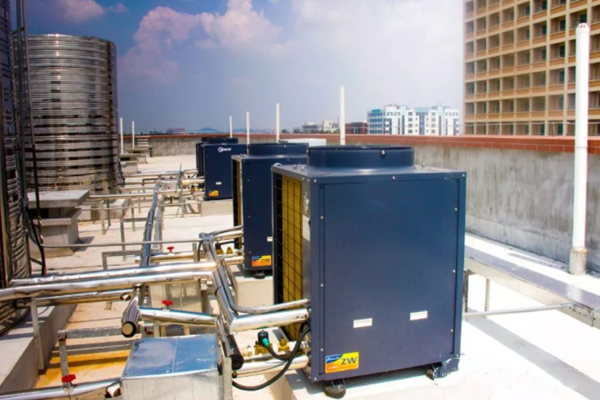 食堂空氣源熱水工程